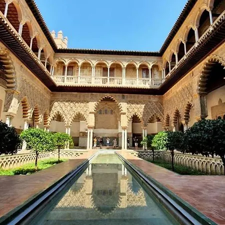 Budget And Cute Rooms With Balcony Sevilla Center Buitenkant foto