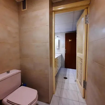 Budget And Cute Rooms With Balcony Sevilla Center Buitenkant foto