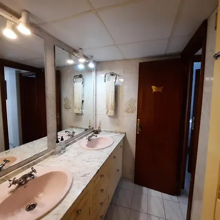 Budget And Cute Rooms With Balcony Sevilla Center Buitenkant foto
